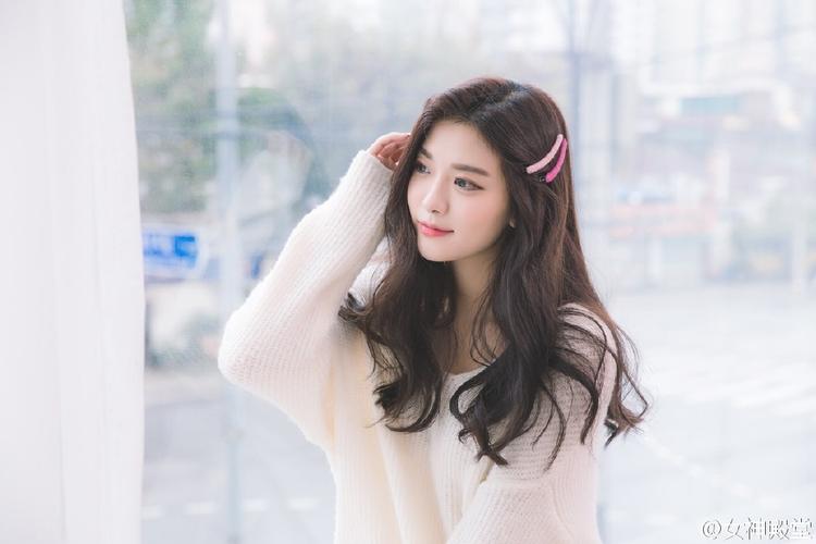 卖手链、发绳……轻轻创业的年轻人把生意做“小”